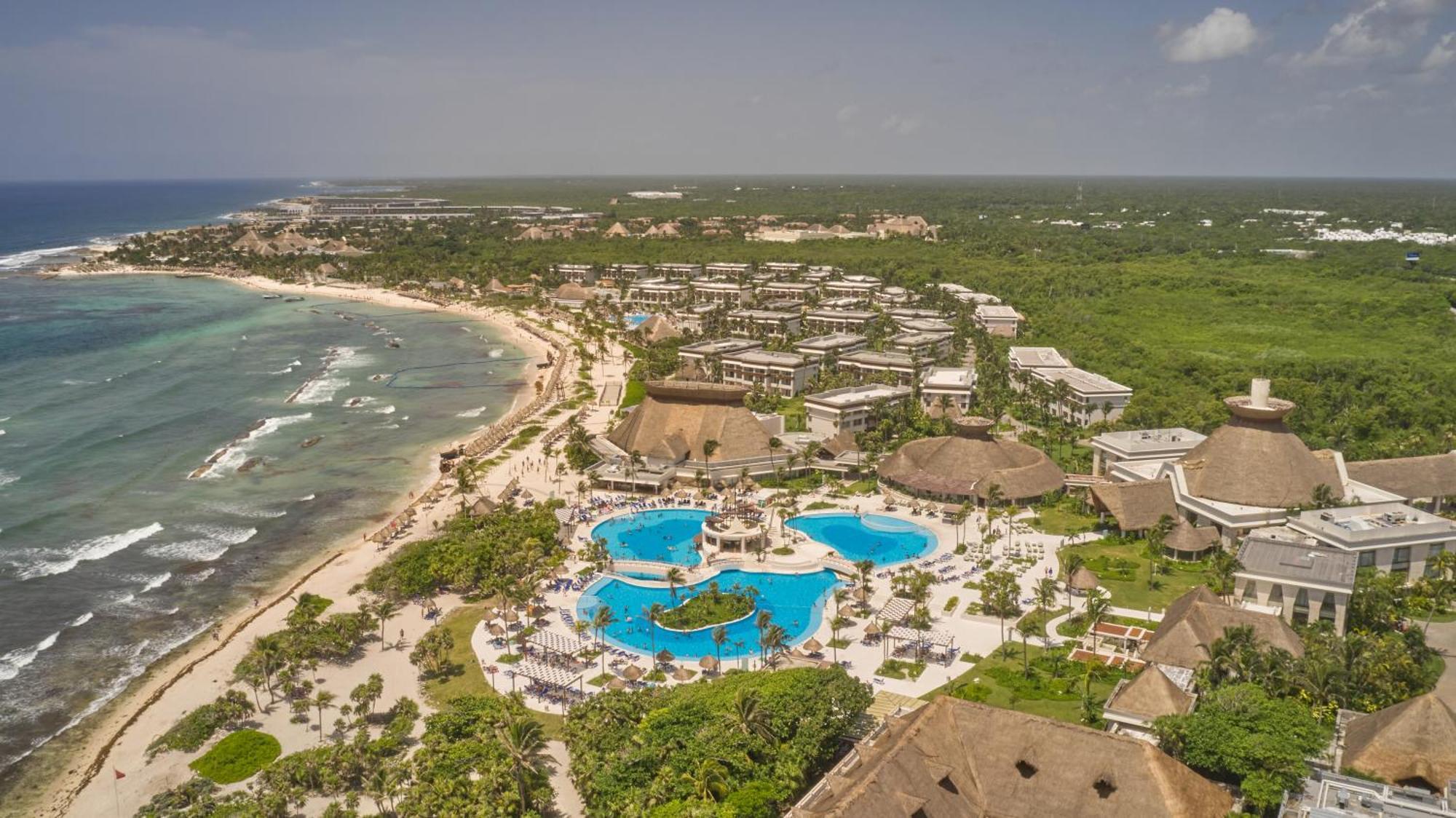Hotel Bahia Principe Grand Tulum Riviera Maya Esterno foto Aerial view of the resort